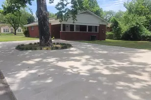 615 N Pacific St, Mineola, TX 75773 - Photo 5