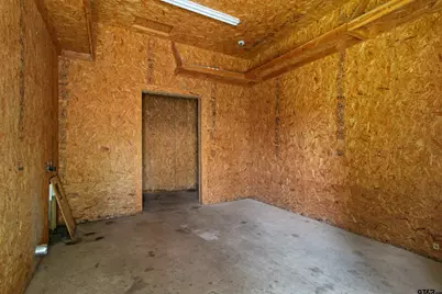 307 W South St., Lindale, TX 75771 - Photo 21