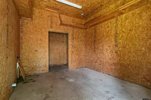 307 W South St, Lindale, TX 75771 - Photo 21