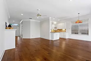 1906 Hollyglen Dr, Tyler, TX 75703 - Photo 15