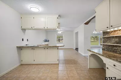 2320 Grangeway Rd, Marshall, TX 75672 - Photo 11