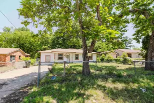 1208 S Academy, Tyler, TX 75701 - Photo 3
