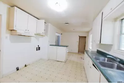 1208 S Academy, Tyler, TX 75701 - Photo 13