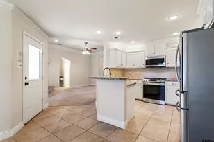 13575 Country View, Tyler, TX 75706 - Photo 11