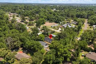 6108 County Rd 35, Tyler, TX 75706 - Photo 23