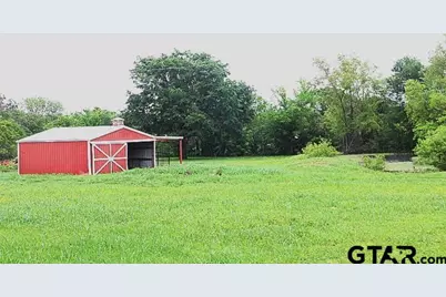 615 S Houston, Edgewood, TX 75117 - Photo 3