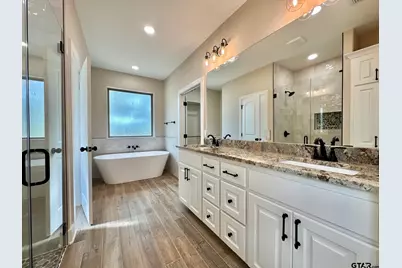 215 Clara Ln, Kilgore, TX 75662 - Photo 33