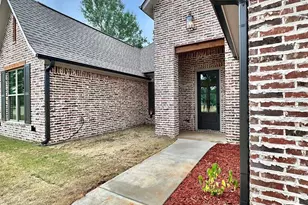 215 Clara Ln, Kilgore, TX 75662 - Photo 5