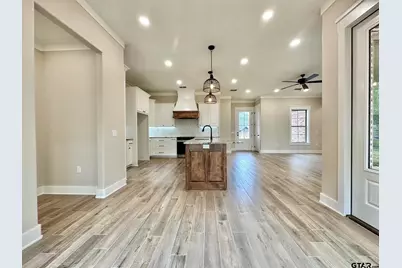 215 Clara Ln, Kilgore, TX 75662 - Photo 25