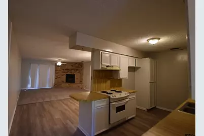 4520 Edinburgh, Tyler, TX 75701 - Photo 3