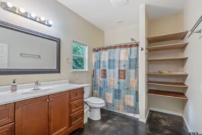 22253 County Road 422, Lindale, TX 75771 - Photo 13