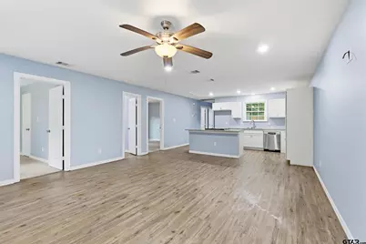 212 Lenox St, Pittsburg, TX 75686 - Photo 11