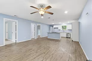 212 Lenox St, Pittsburg, TX 75686 - Photo 11