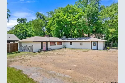 207 S College St, Lindale, TX 75771 - Photo 3