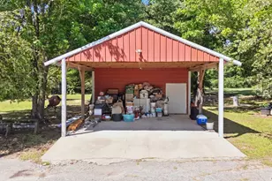 729 W Broad St, Oakwood, TX 75855 - Photo 25