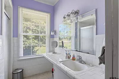 729 W Broad St, Oakwood, TX 75855 - Photo 13