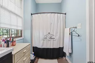 729 W Broad St, Oakwood, TX 75855 - Photo 21