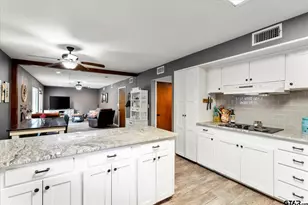 1101 Holly Hill Ln, Mt Pleasant, TX 75455 - Photo 11