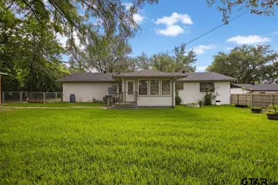 1000 Westwood Dr, Henderson, TX 75654 - Photo 37