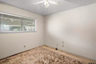 109 Old Barn Cir, Holly Lake Ranch, TX 75765 - Photo 19