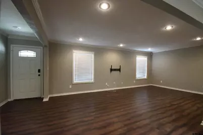3323 Brooks Ln, Tyler, TX 75701 - Photo 5