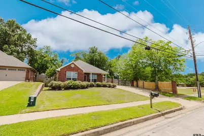 2801 Valley View Dr, Tyler, TX 75701 - Photo 3
