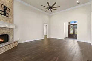 7574 Northlake Dr, Tyler, TX 75703 - Photo 5