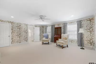 1920 Stonegate Blvd, Tyler, TX 75703 - Photo 33