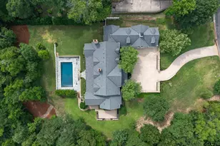 1920 Stonegate Blvd, Tyler, TX 75703 - Photo 3