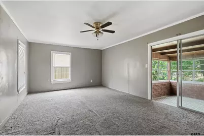 405 Rusk St, Pittsburg, TX 75686 - Photo 15