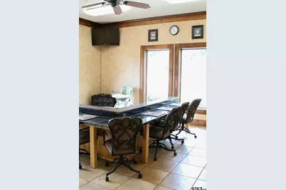 404 Wynn Dr., Jacksonville, TX 75766 - Photo 37