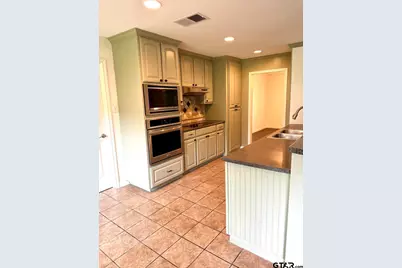 3424 Glendale Drive, Tyler, TX 75701 - Photo 3