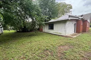 617 N Trinity St, Gilmer, TX 75644 - Photo 11