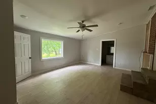 617 N Trinity St, Gilmer, TX 75644 - Photo 5