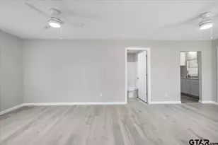 249-253 N Pecan St, Van, TX 75790 - Photo 5