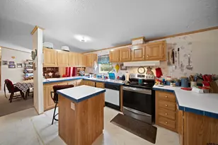 2425 Thompson Ln, Tyler, TX 75701 - Photo 11