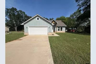 106 Elm St, Winona, TX 75792 - Photo 1