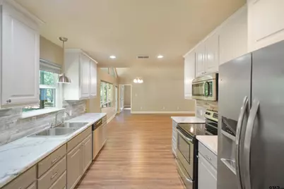 245 Larchwood Path, Holly Lake Ranch, TX 75765 - Photo 11