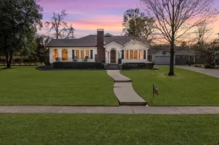 1208 Pine St, Kilgore, TX 75662 - Photo 1