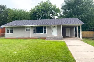 118 Hickory, Pittsburg, TX 75686 - Photo 1