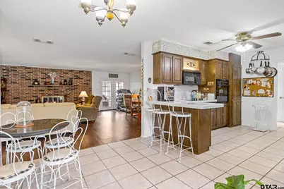 1002 S Lide Ave, Mt Pleasant, TX 75455 - Photo 13