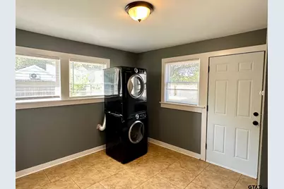 305 E Lake St, Tyler, TX 75701 - Photo 11