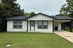 704 Lillian St, Wills Point, TX 75169 - Photo 1