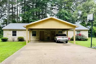 412 Co Rd 4110, Jacksonville, TX 75766 - Photo 1