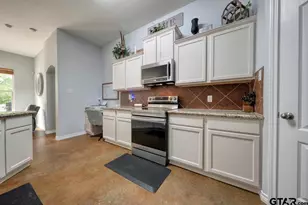 1306 Swinging Bridge Rd, Longview, TX 75604 - Photo 11