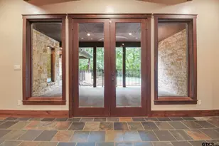 3025 Stonegate Blvd, Tyler, TX 75703 - Photo 9