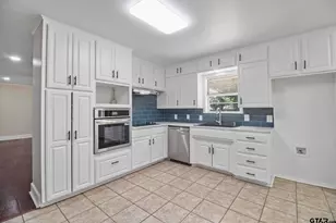 117 Ridgecrest Dr, Tyler, TX 75701 - Photo 5