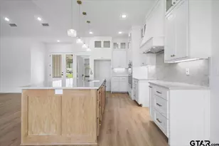17249 Woodcrest Cir, Lindale, TX 75771 - Photo 13