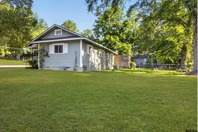 101 E College St., Big Sandy, TX 75755 - Photo 5