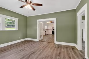 101 E College St, Big Sandy, TX 75755 - Photo 11